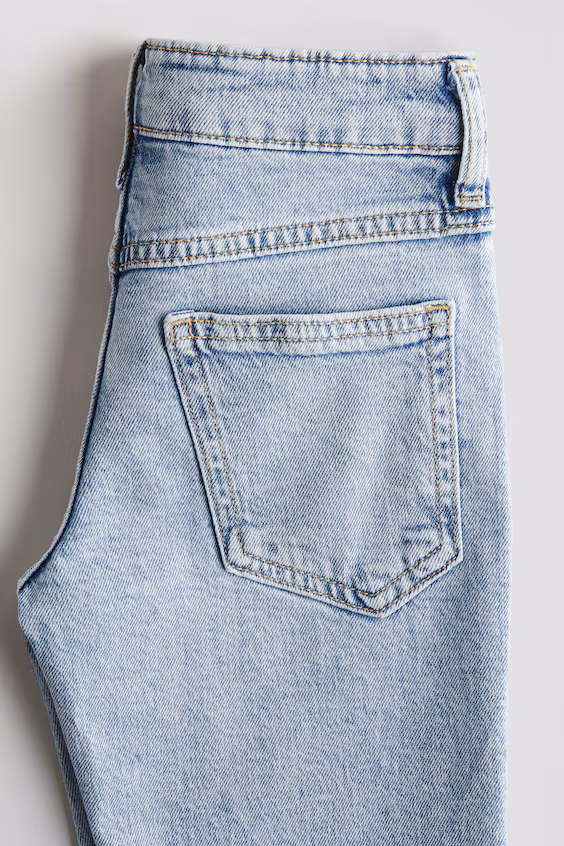 Джинсы комфортного кроя