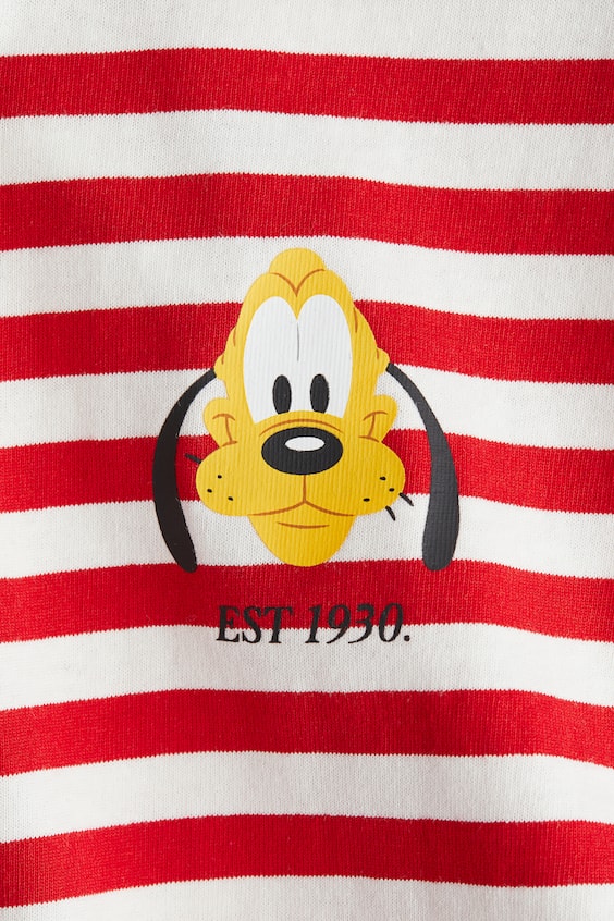 Оверсайз футболка с принтом