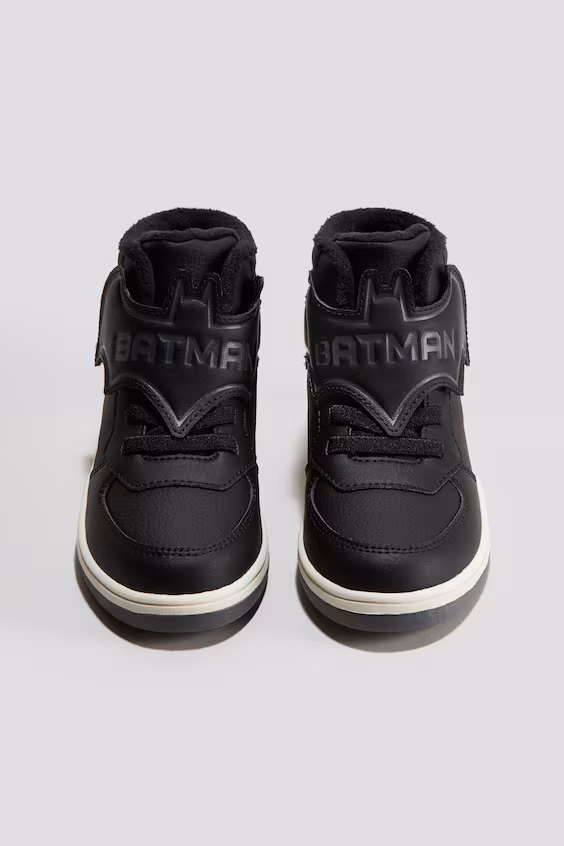 Ботинки-кроссовки с теплой подкладкой