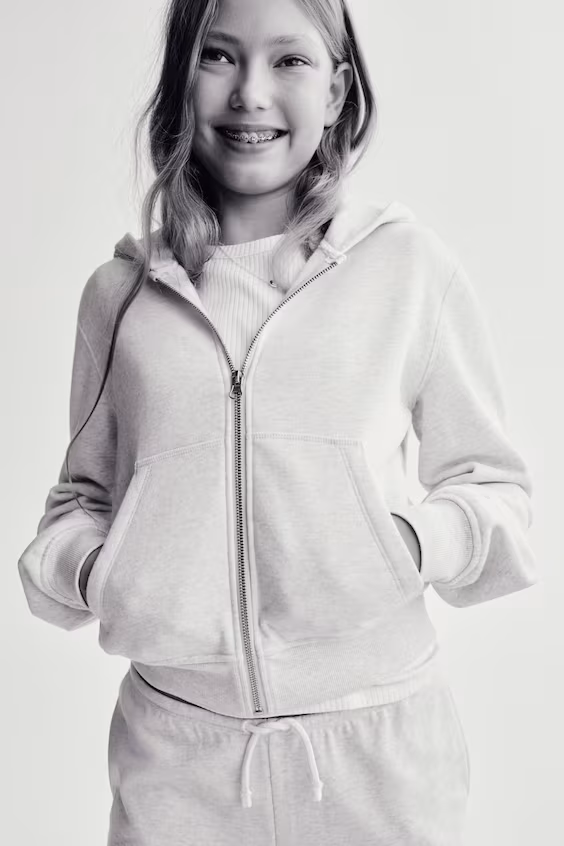 Куртка с капюшоном на молнии