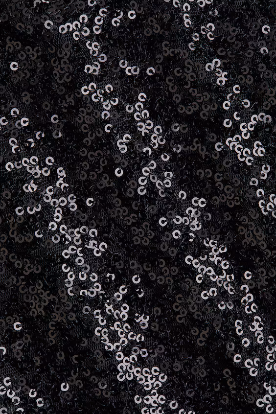 Баска с пайетками