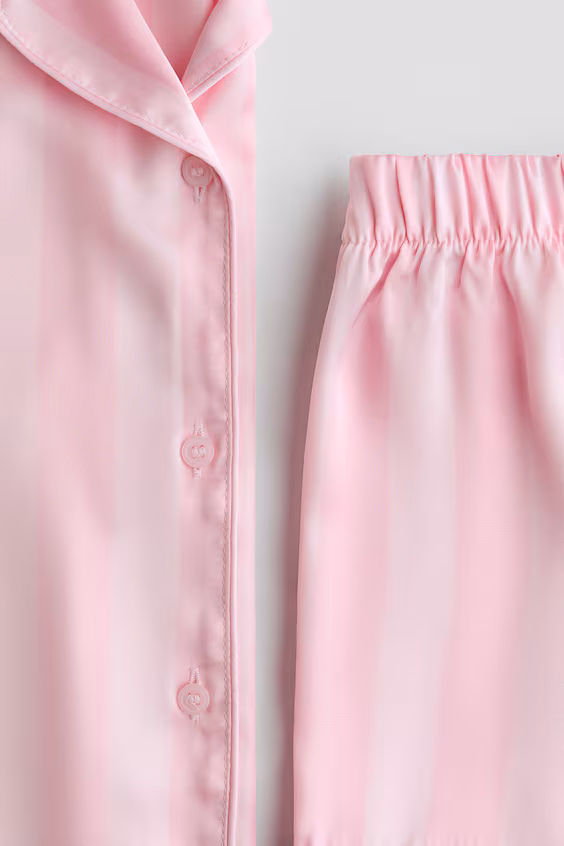 Пижама из атласа