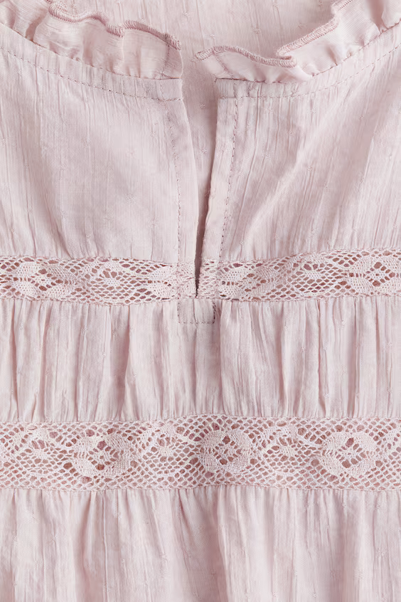 Блуза с оборками