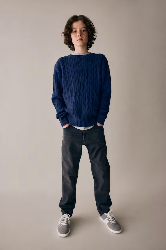 Джинсы relaxed tapered fit h&m