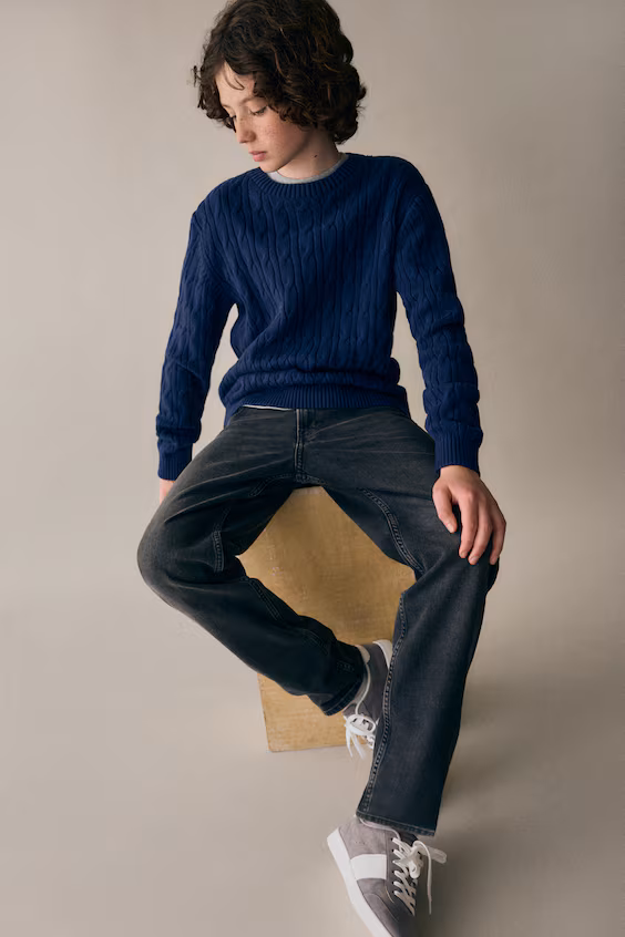 Джинсы relaxed tapered fit h&m