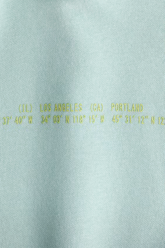 Худи с капюшоном