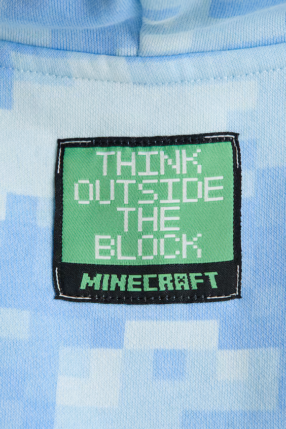 Толстовка с капюшоном и рисунком