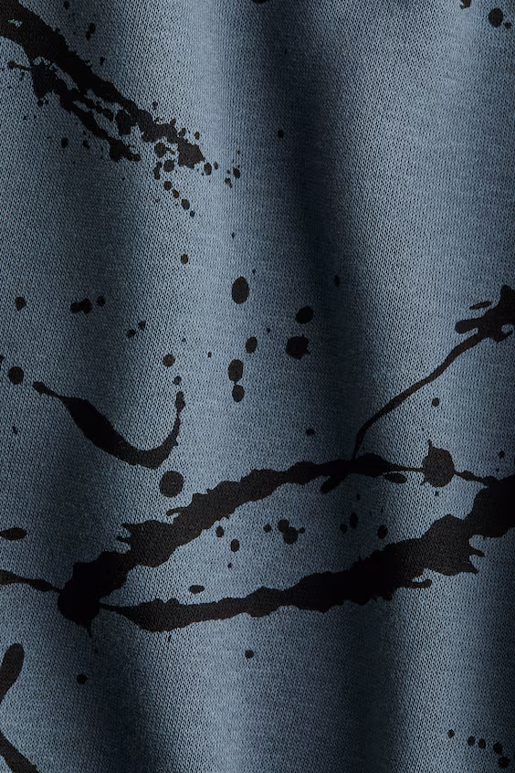 Толстовка с капюшоном