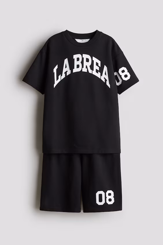 Набор футболки и шорт