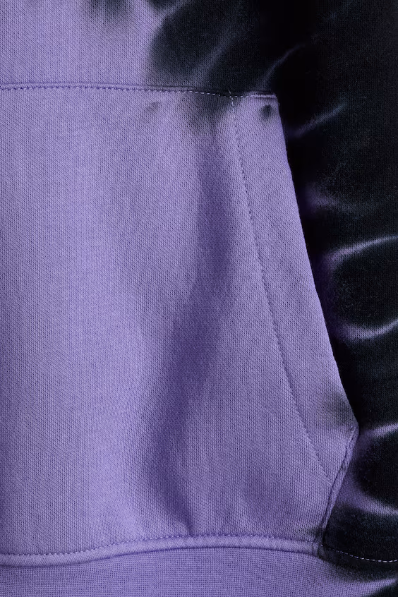 Толстовка с капюшоном и принтом