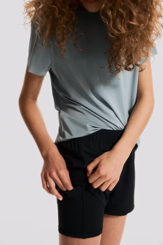 Двухслойные беговые шорты с технологией drymove™