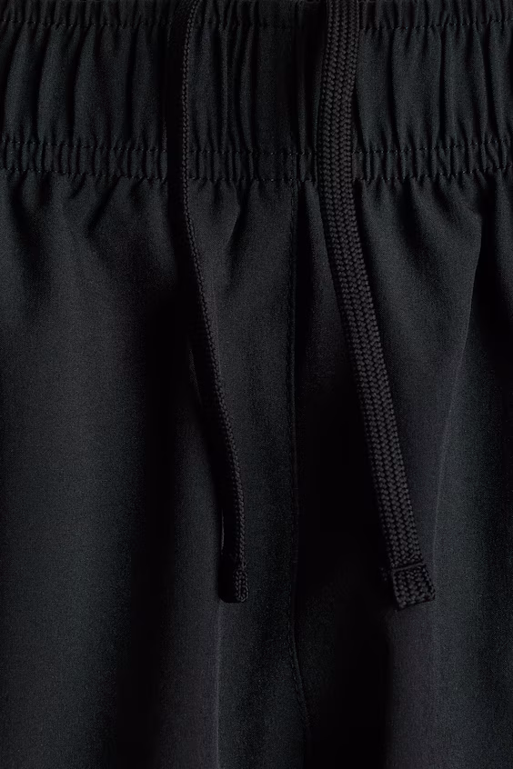 Двухслойные беговые шорты с технологией drymove™