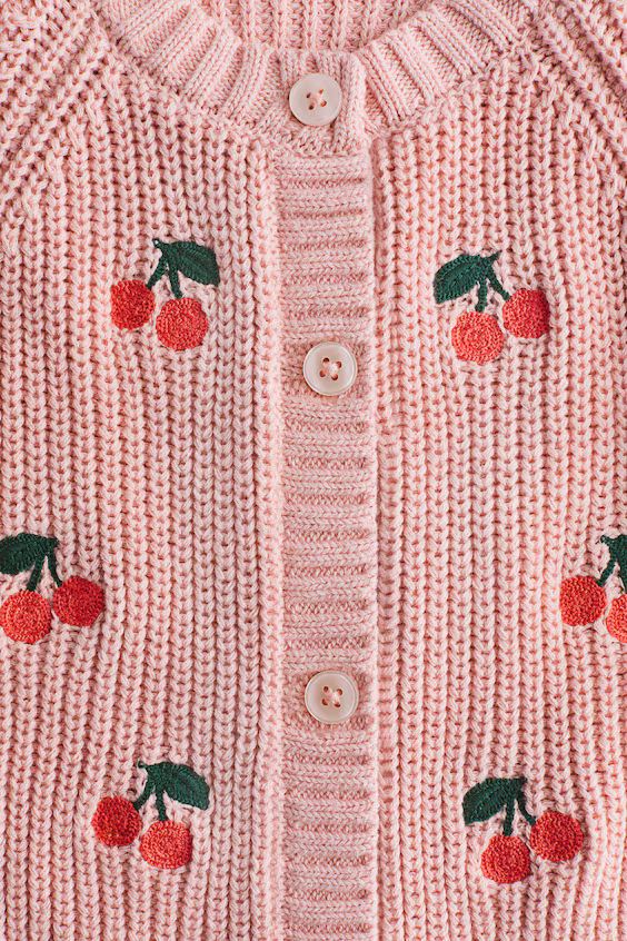 Кардиган с вышитыми узорами