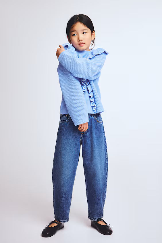 Свитер из вязаной ткани с оборками