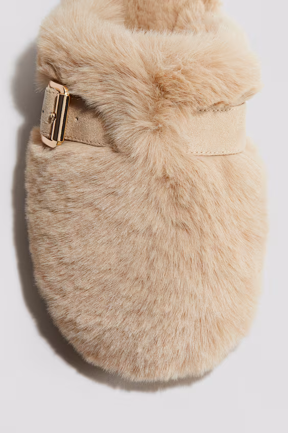 Мягкие пушистые тапочки