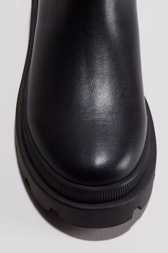 Прочные брутальные ботинки chelsea