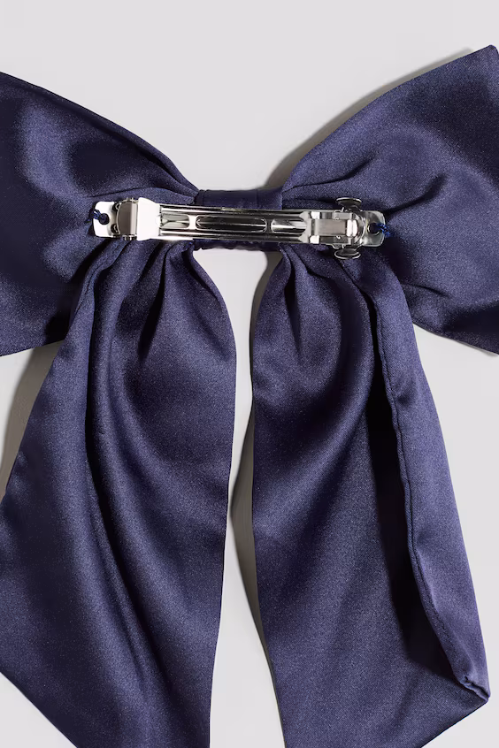 Заколка для волос с бантом