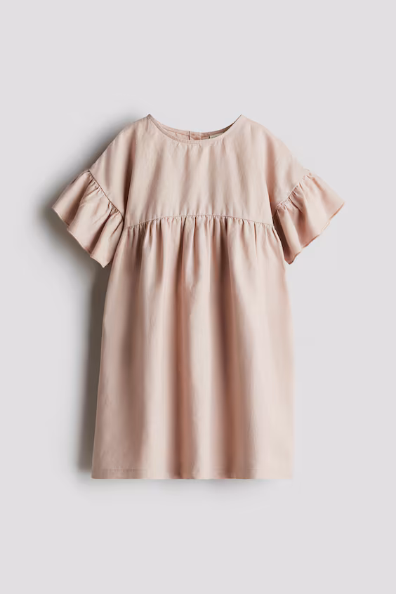 Платье из льна