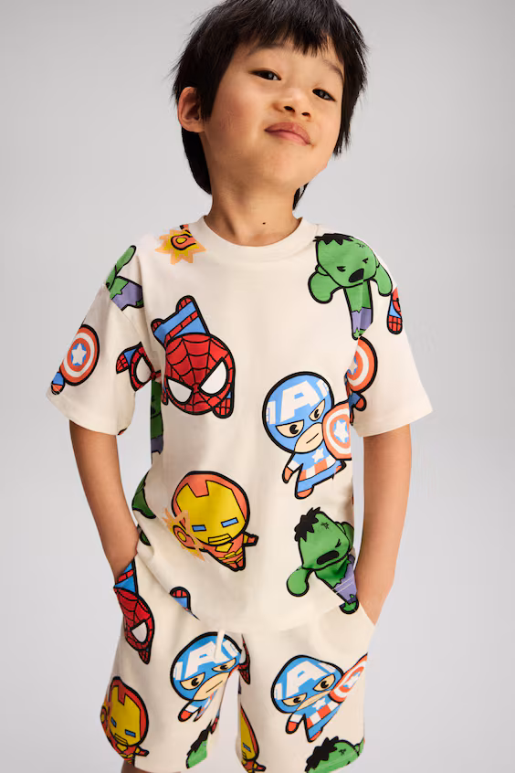 Футболка оверсайз с принтом