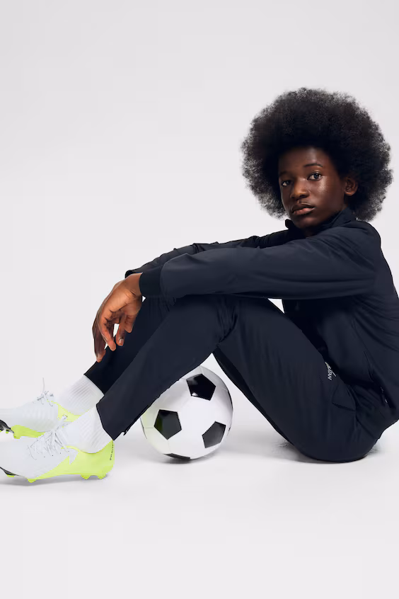 Футбольные штаны с технологией drymove™