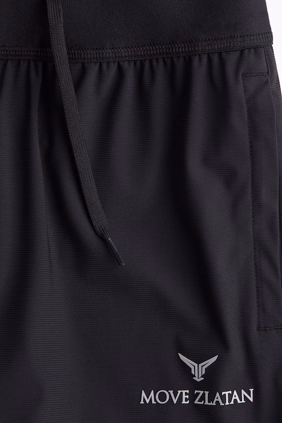 Футбольные штаны с технологией drymove™