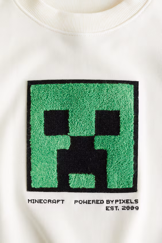 Оверсайз свитшот с принтом