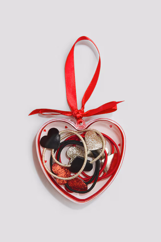 Набор из 8 резинок для волос с аппликациями