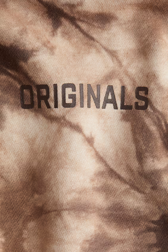 Толстовка с капюшоном