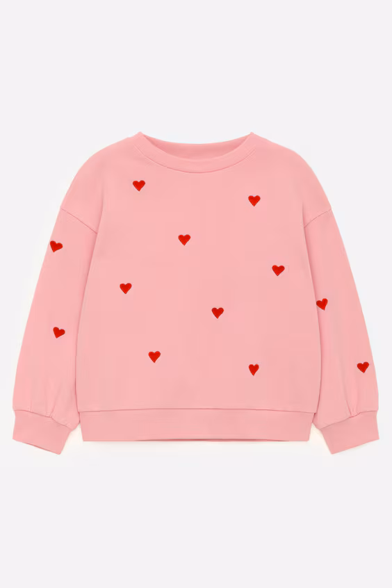 Вышитый свитер