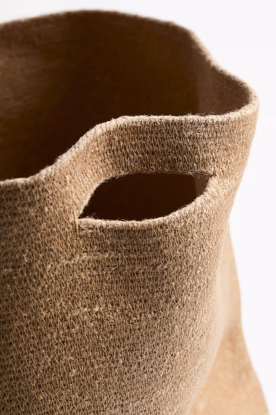 Большая корзина для хранения из джута