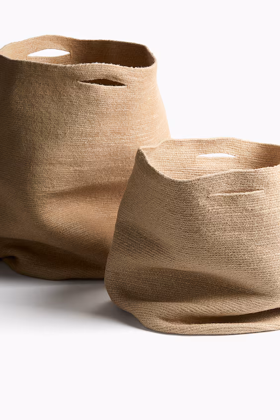 Большая корзина для хранения из джута