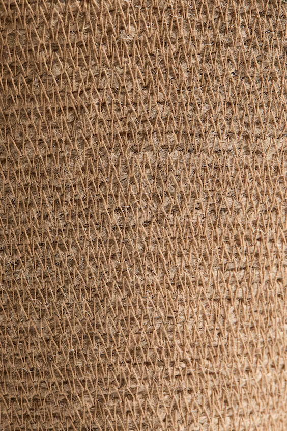 Большая корзина для хранения из джута