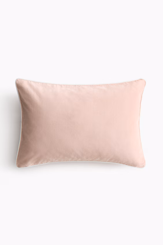 Подушечный чехол из вельвета со вставкой