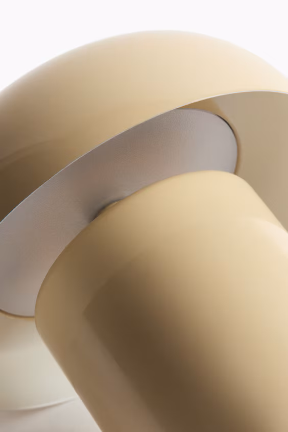 Подзаряжаемый настольный светильник