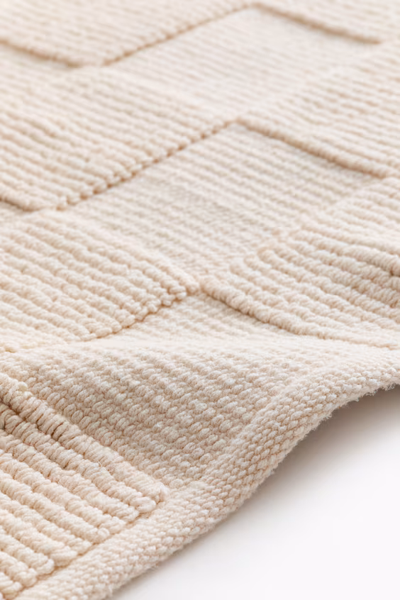 Коврик для ванной комнаты в квадратах