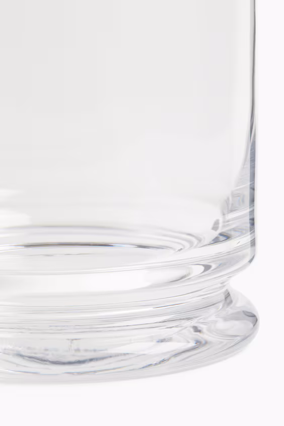 Маленькое стеклянное подсвечник