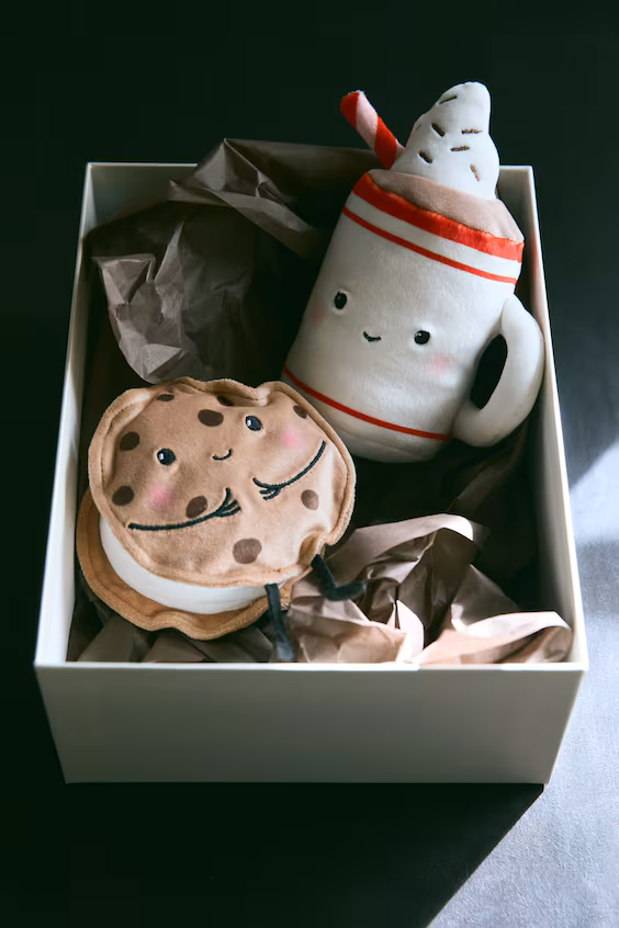 Маленький плюшевый медвежонок