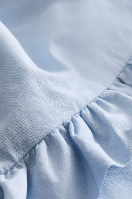 Чехол подушки из хлопка с оборкой