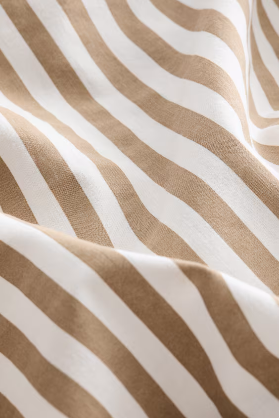 Наволочка из хлопковой ткани в полоску