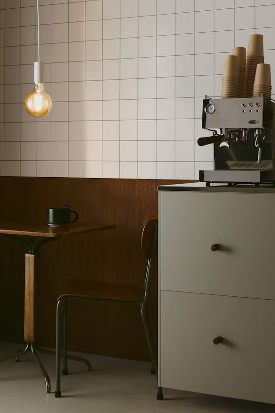 Керамическая кружка с глазурью из греса реактивного происхождения