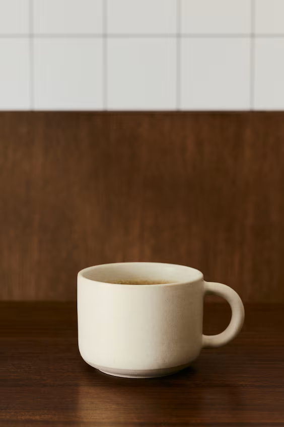 Керамическая кружка с глазурью из греса реактивного происхождения