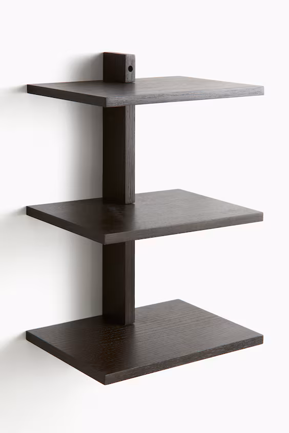 Настенная полка из дерева