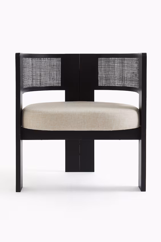 Кресло из красного дерева