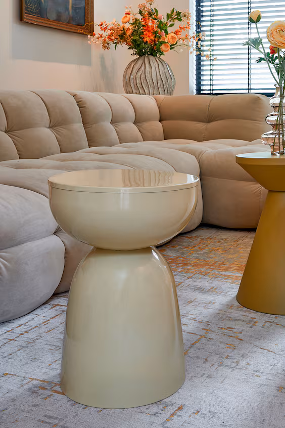 Металлический боковой столик