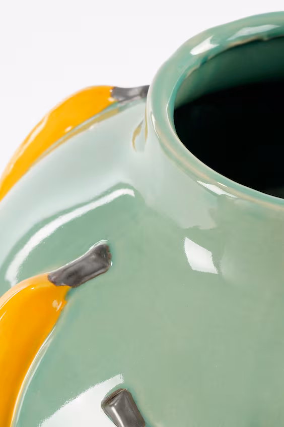 Керамический кувшин