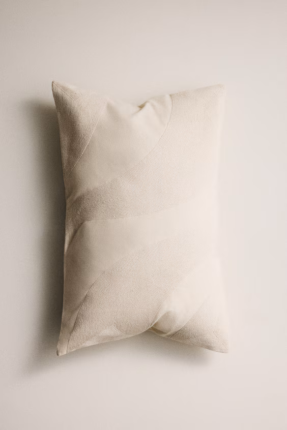 Подушка с вышивкой