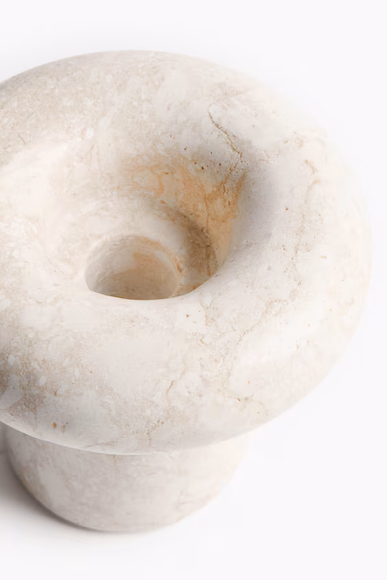 Подсвечник из мрамора