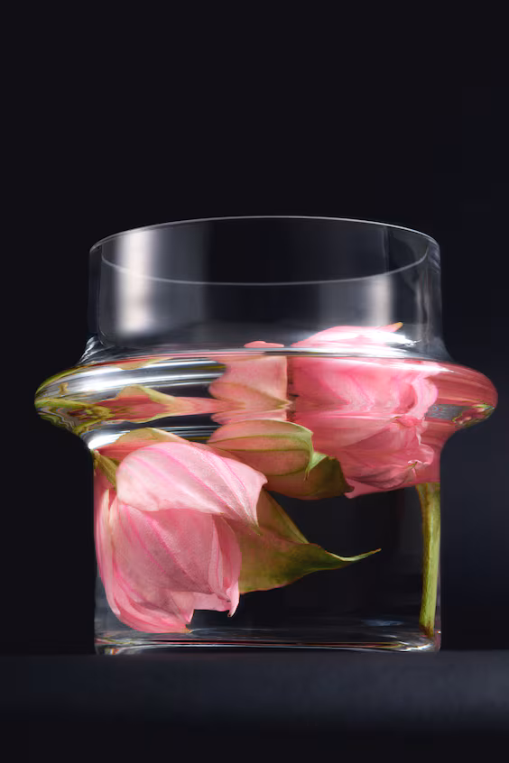 Длинная секционированная ваза из стекла