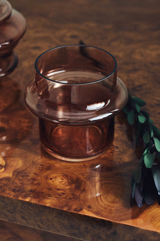 Длинная секционированная ваза из стекла