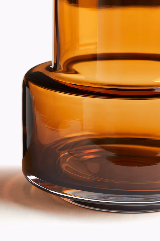 Банка из стекла с эффектом моделирования